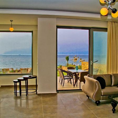 Sea View Beachfront Villa Peri 古瓦伊 外观 照片