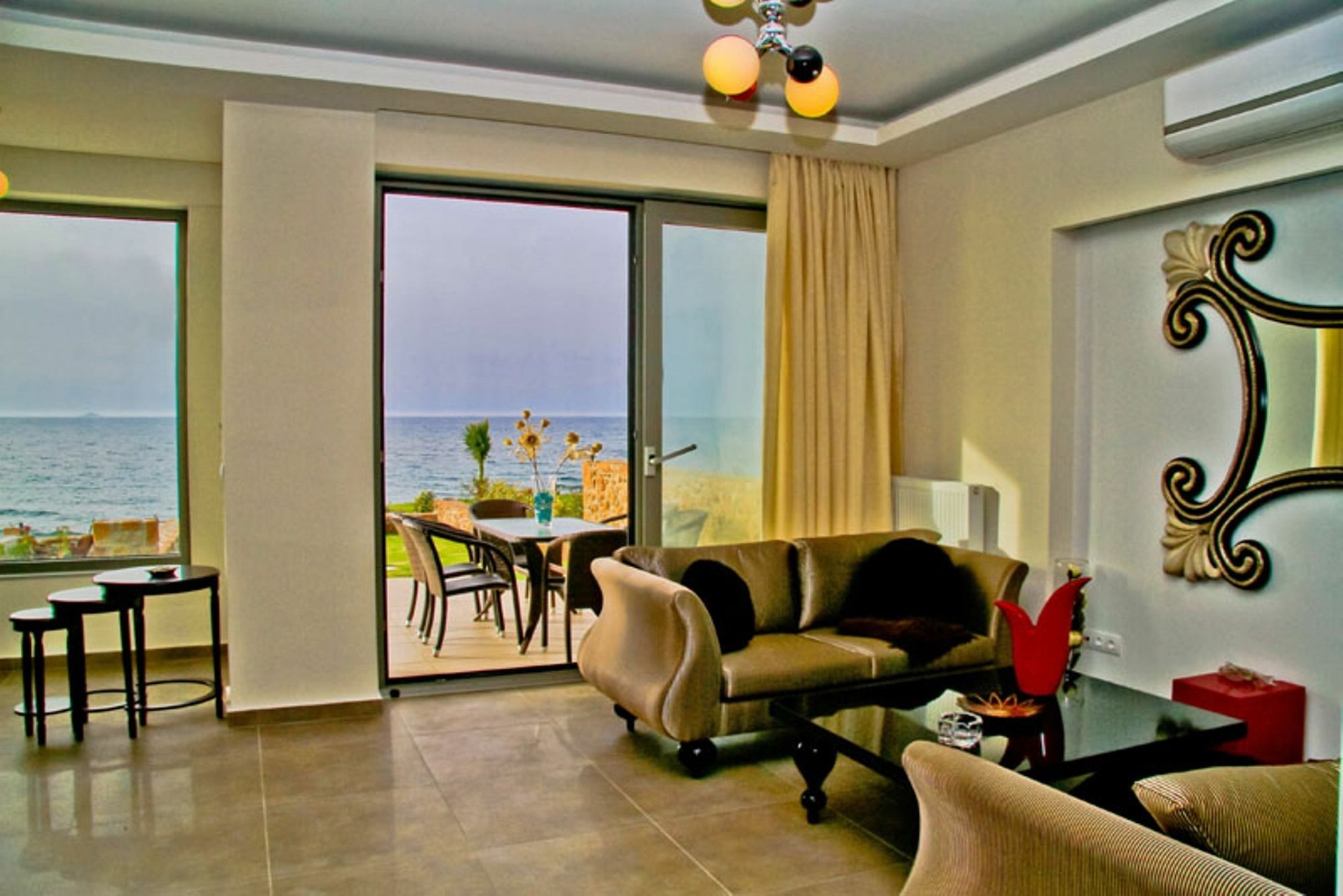Sea View Beachfront Villa Peri 古瓦伊 外观 照片